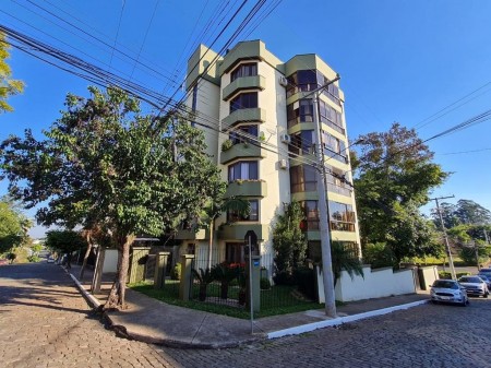 Apartamento 3 dormitórios AMPLO - TODO O ANDAR - RES ANDALUZIA Bairro Florestal - Lajeado - RS