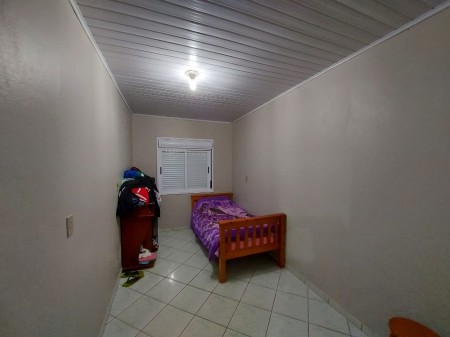 Casa 2 dormitórios c/ terreno amplo Bairro Conventos - Lajeado RS