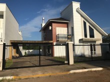 Casa 3 dormitórios c/ piscina - Bairro Alto da Bronze - Estrela - RS