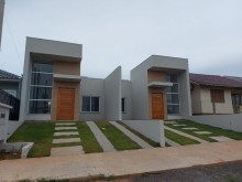 Casa de 3 dormitórios com suíte AMPLO PÁTIO - Bairro Conventos - Lajeado - RS