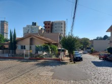 Casa de ESQUINA c/ 3 dormitórios - Bairro São Cristóvão - Lajeado - RS