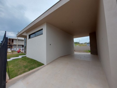 Casas 3 dormitórios com suíte AMPLO PÁTIO - RESID. ZEUS Bairro Conventos - Lajeado - RS