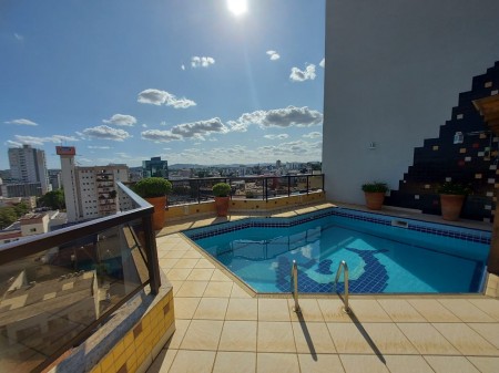 Cobertura TODO ANDAR de 4 dormitórios c/ piscina Bairro Centro - Lajeado - RS