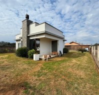 Casa de 1 dormitório com suíte - ESQUINA - Bairro Conventos - Lajeado - RS