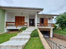 Casa de 4 dormitórios c/ suíte e piscina - SEMI MOBILIADA Bairro São Cristóvão - Lajeado - RS